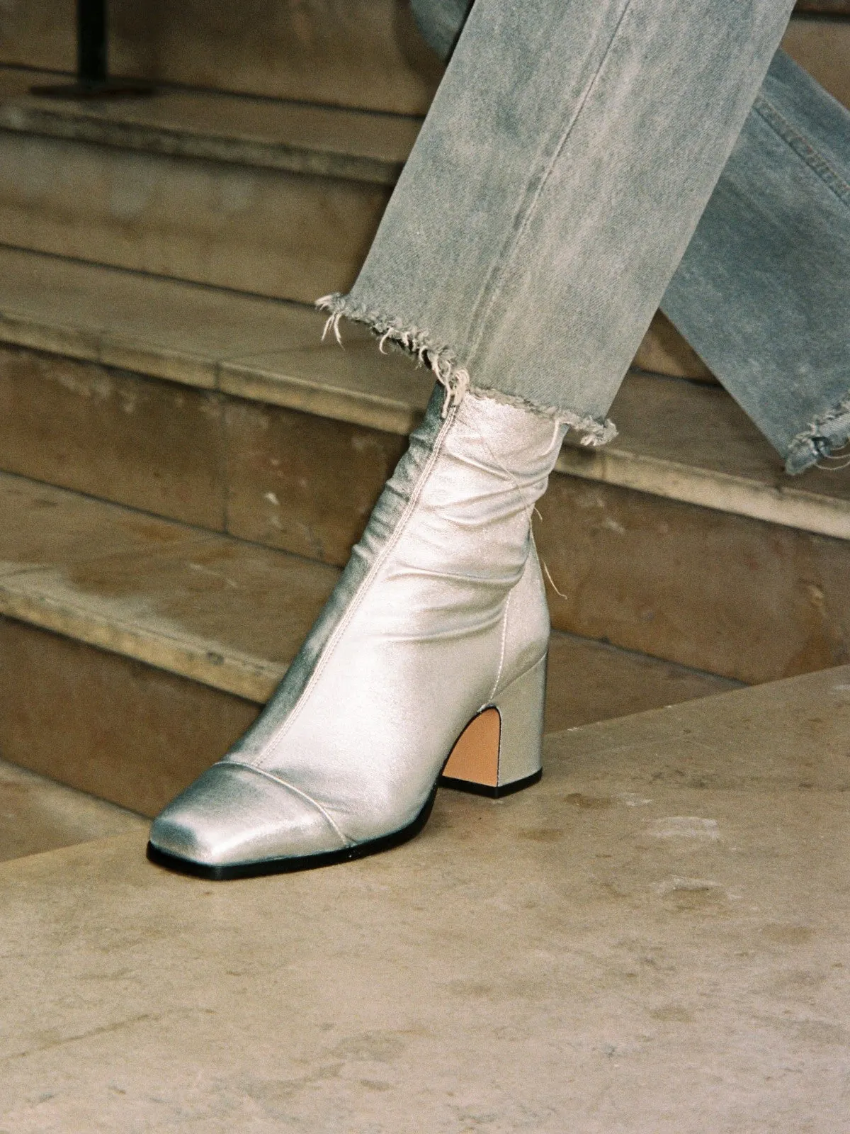 Aria Ankle Boots | Silver