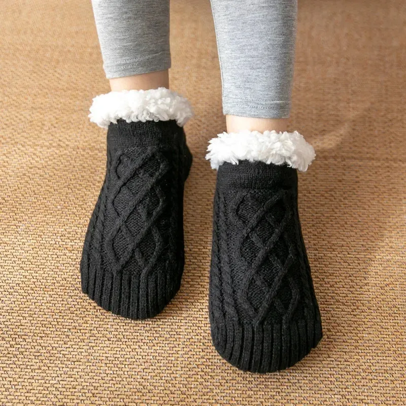 FLEECE-LINED CLOUD SLIPPERS
