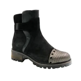 Moov Ankle Boot