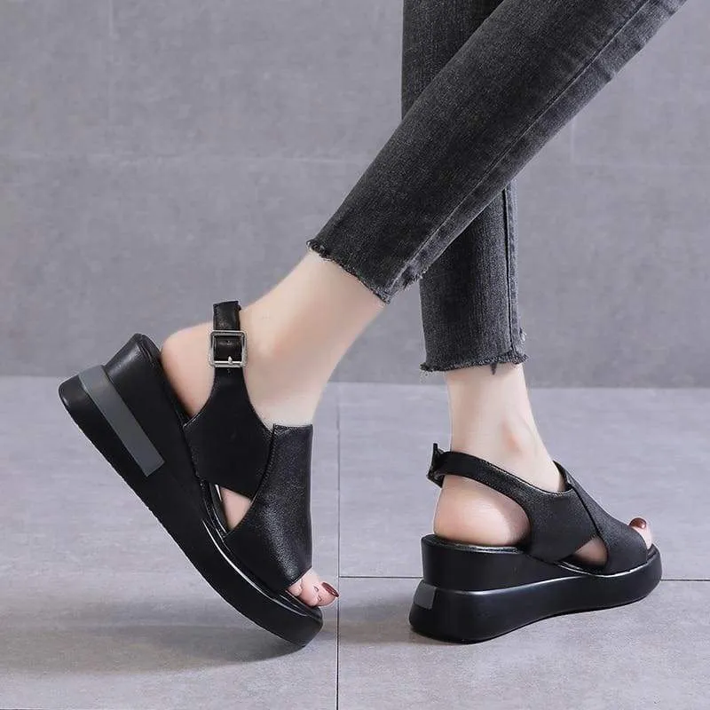 Orthopedic open toe sandals with slingback