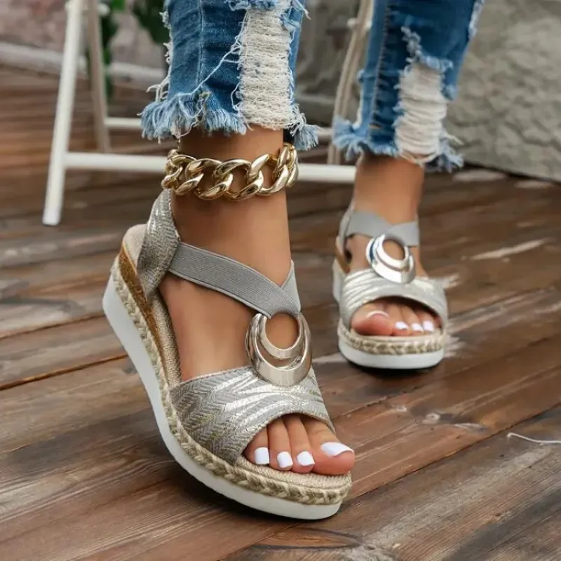 Quinn|  Orthopedic sandals