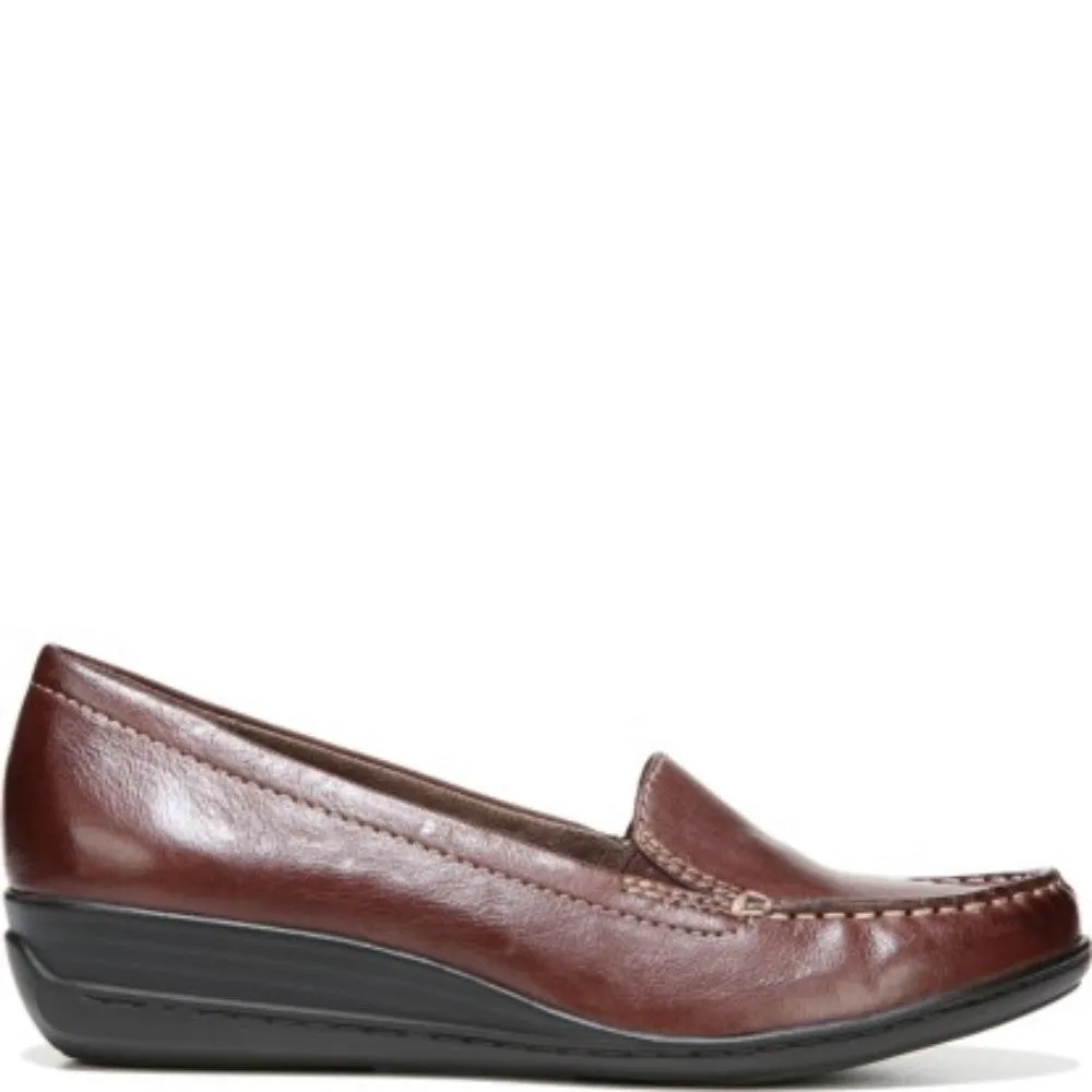Wilamina Brown Naturalizer I-1-112124